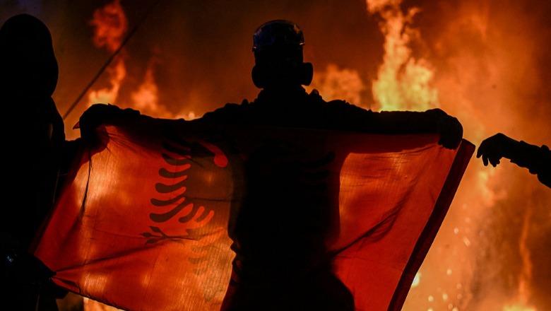 Protesta e paralajmëruar në 24 tetor, Zef Brozi thirrje të rinjve: Mos ju bashkoni përgjakësit të Shqipërisë, Sali Berishës! Ka qëllim shkrumbimin e vendit